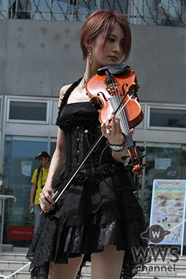 美し過ぎるヴァイオリニスト Ayasaがお台場野外ステージでオーディエンスを魅了 Zijjy ジ ジー